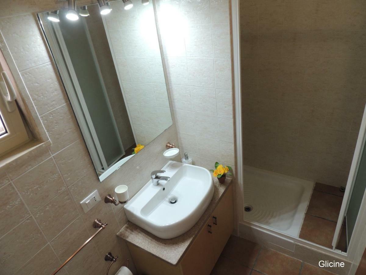 Oleandro E Glicine Apartment Lecce Exterior photo