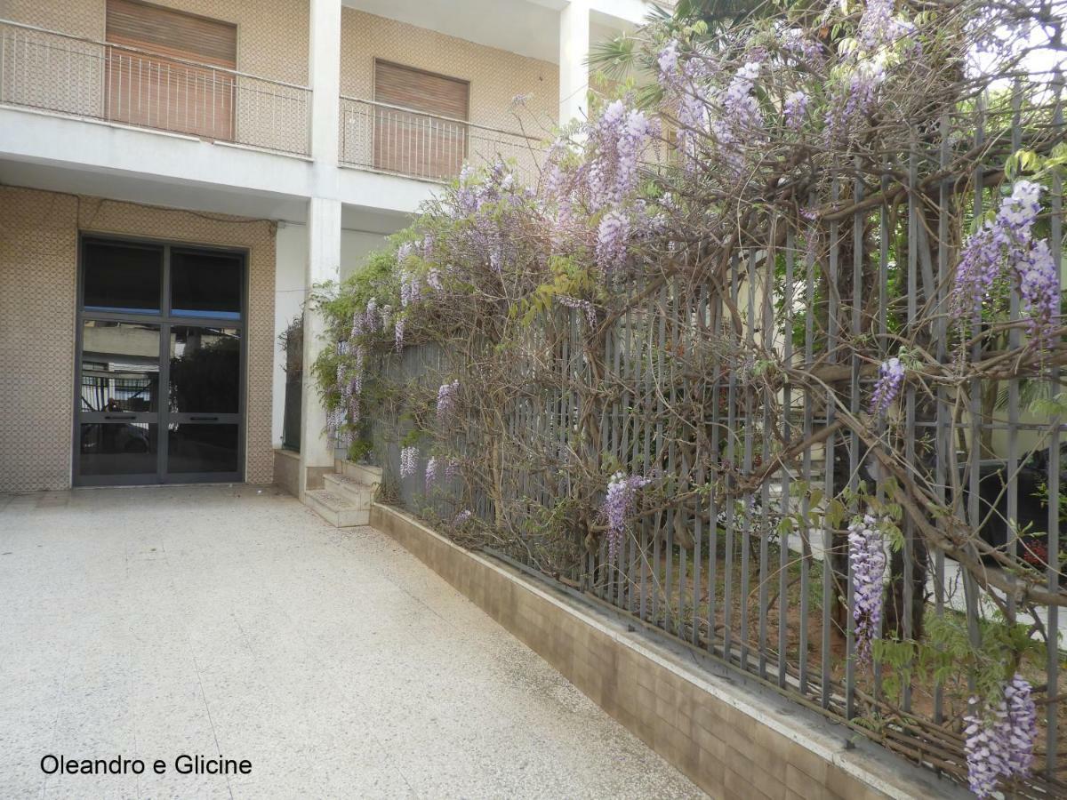 Oleandro E Glicine Apartment Lecce Exterior photo