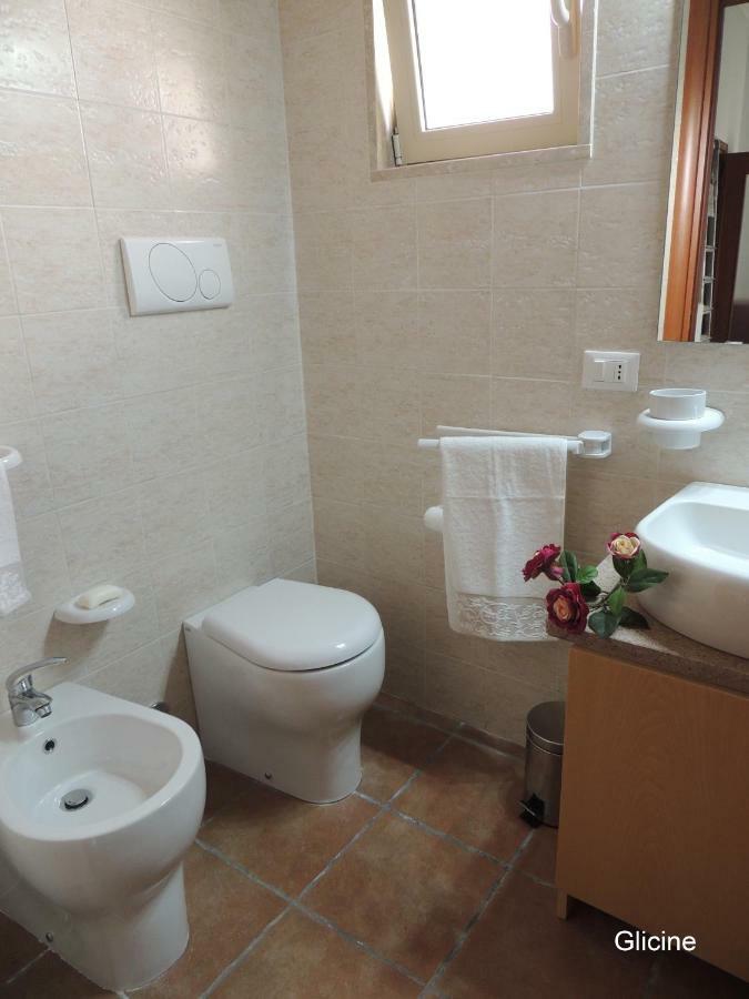 Oleandro E Glicine Apartment Lecce Exterior photo